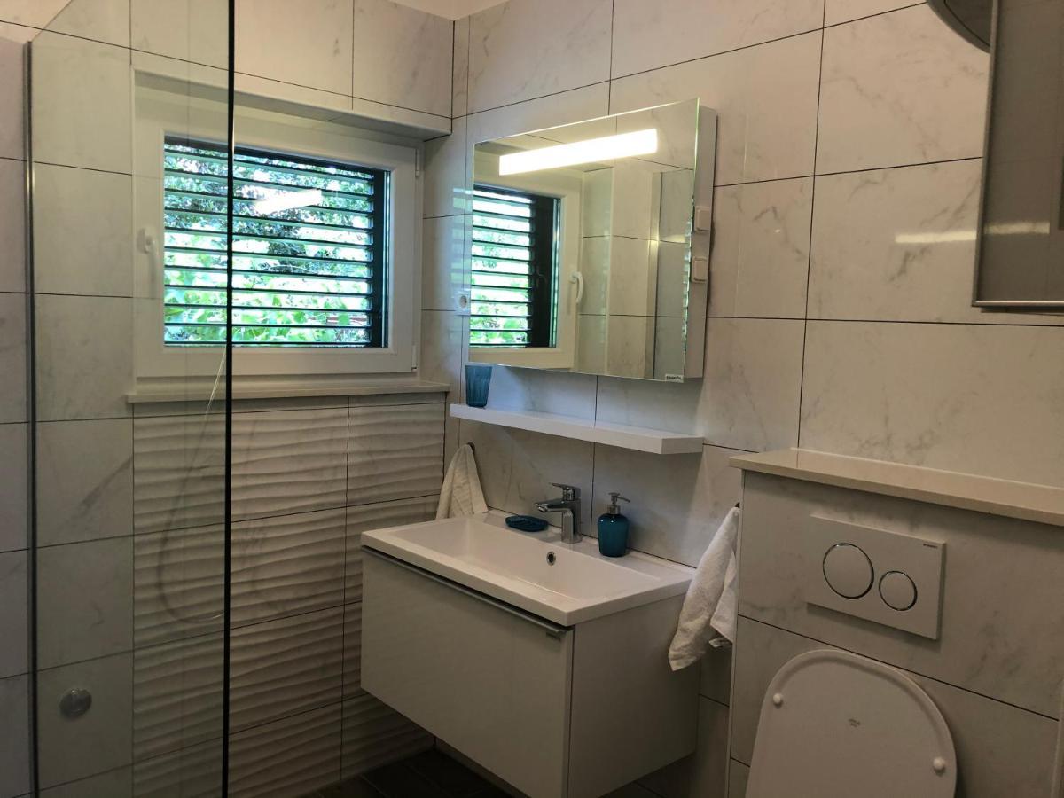 Sabina Apartments أوميس المظهر الخارجي الصورة